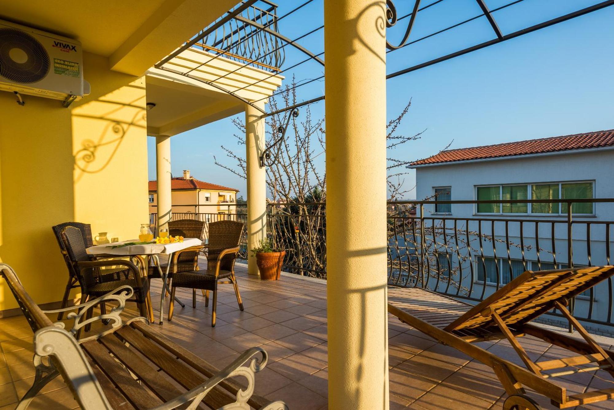 Apartment Majoran Пула Екстериор снимка